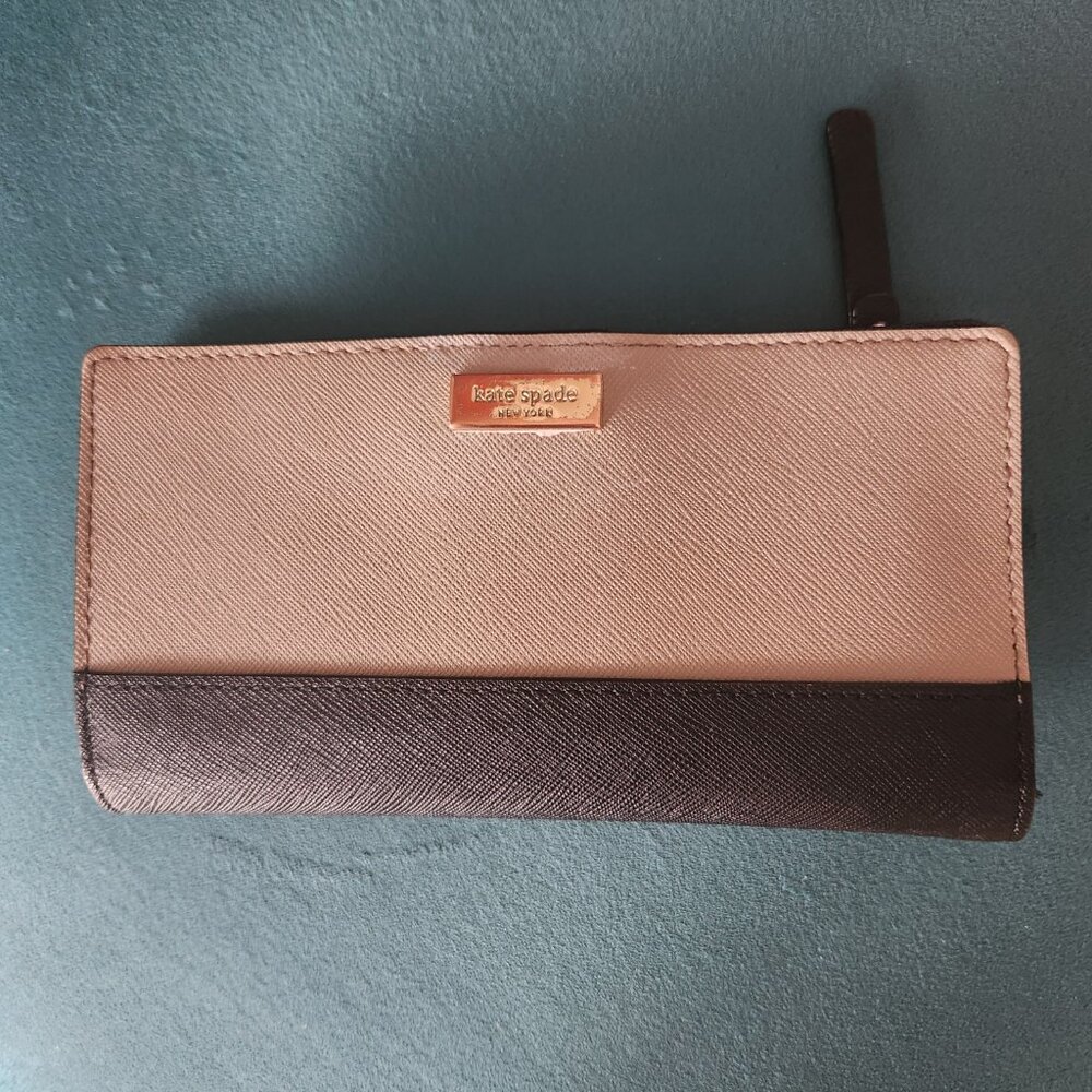 KATE SPADE ~ New York STACY Laurel Way Bifold Wallet Beige/Black ~ EUC